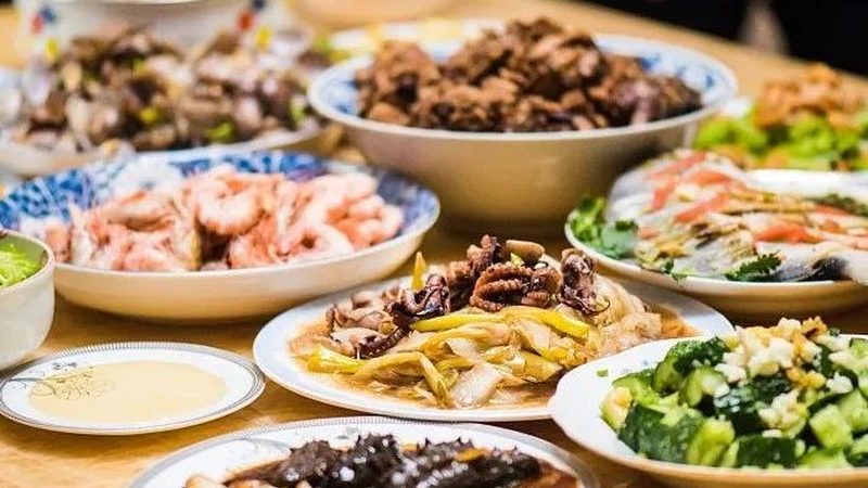 火锅底料熬制温度的秘密：清油火锅的黄金比例**